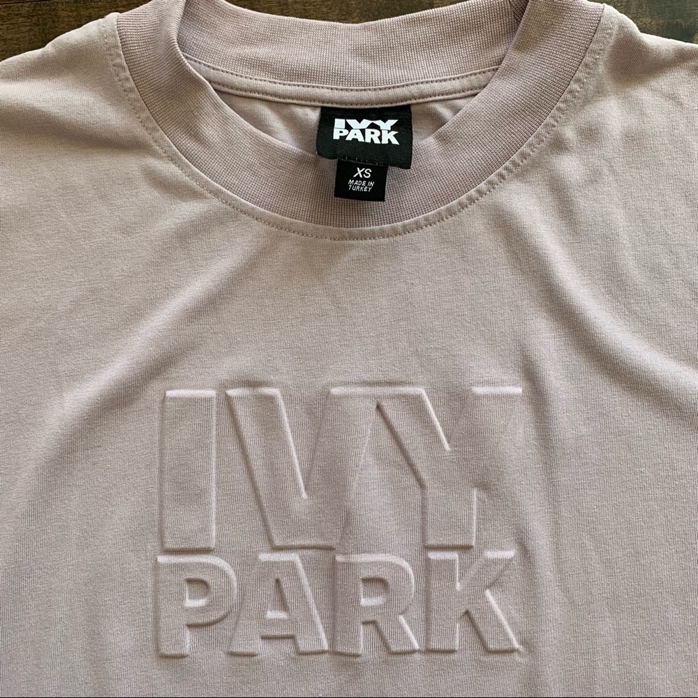 Lavender IVY PARK T-shirt